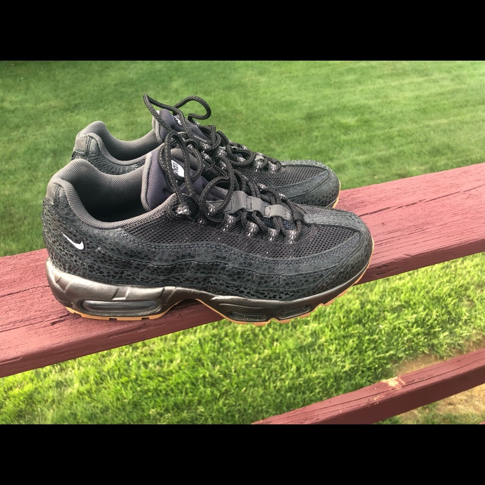 Nike AirMax sneakers